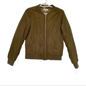 Luvalot military green bomber style jacket size 6